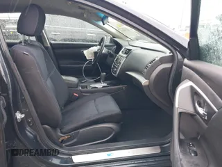 2016 Nissan Altima SR with VIN 1N4AL3AP0GC165604, listed as a IAAI auction lot 41755313 with 201,692 mi miles and . Bid and sale history available at DreamBid. Image 5.