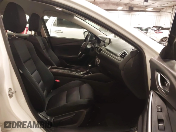 2016 Mazda Mazda6 i Sport with VIN JM1GJ1U54G1473671, listed as a IAAI auction lot 41576038 with 88,386 mi miles. Bid and sale history available at carsss.com. Image 5.