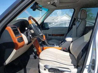 2012 Land Rover Range Rover HSE Lux z VIN SALMF1D43CA374810, wystawiony jako IAAI lot #42262665 z przebiegiem 181 179 mil mil oraz . Historia ofert i sprzedaży dostępna na DreamBid. Obrazek 5.