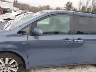 2017 Toyota Sienna XLE с VIN 5TDDZ3DC9HS159153, выставлен на аукционе IAAI как лот 41350390 с пробегом 110 715 миль миль и . История ставок и продаж доступна на DreamBid. Изображение 14.