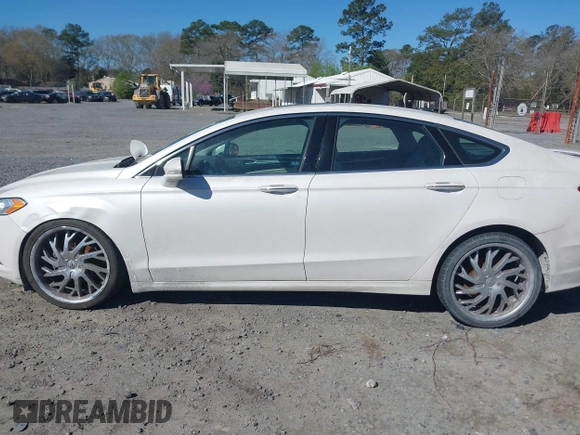 2016 Ford Fusion Titanium with VIN 3FA6P0K93GR288081, listed as a IAAI auction lot 41784259 with 71,197 mi miles. Bid and sale history available at carsss.com. Image 14.