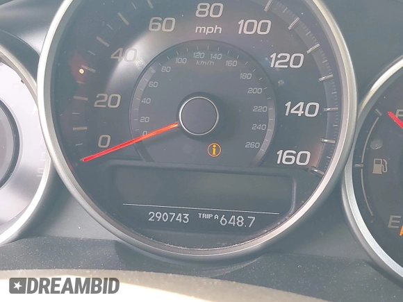2010 Acura RL Technology with VIN JH4KB2F69AC000054, listed as a IAAI auction lot 42084536 with 290,743 mi miles and . Bid and sale history available at DreamBid. Image 7.