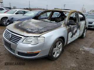 2008 Volkswagen Passat Komfort z VIN WVWAK73C28E016177, wystawiony jako Copart lot #47590914 z przebiegiem Nie podano mil oraz Szkoda całkowita • Salvage title. Historia ofert i sprzedaży dostępna na DreamBid. Obrazek 1.