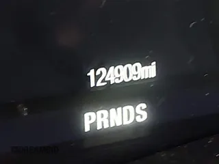 2017 Lincoln MKZ Reserve with VIN 3LN6L5EC1HR613057, listed as a IAAI auction lot 41633326 with 124,909 mi miles and . Bid and sale history available at DreamBid. Image 15.