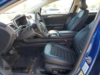 2017 Ford Fusion SE z VIN 3FA6P0T9XHR303675, wystawiony jako Copart lot #57134985 z przebiegiem 130 964 mil mil oraz Tytuł czysty. Historia ofert i sprzedaży dostępna na DreamBid. Obrazek 7.