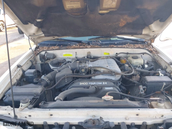 2002 Toyota 4Runner Limited with VIN JT3GN87R829000916, listed as a IAAI auction lot 40653917 with 331,163 mi miles. Bid and sale history available at carsss.com. Image 10.