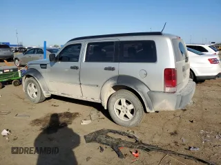 2008 Dodge Nitro SXT z VIN 1D8GU28K98W138540, wystawiony jako Copart lot #53465375 z przebiegiem 92 842 mil mil oraz Czysty tytuł • Clean title. Historia ofert i sprzedaży dostępna na DreamBid. Obrazek 2.