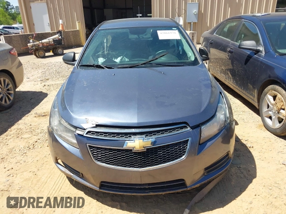 2014 Chevrolet Cruze LS with VIN 1G1PA5SG2E7166403, listed as a IAAI auction lot 42066938 with 124,181 mi miles and . Bid and sale history available at DreamBid. Image 12.