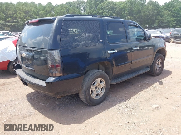 2008 Chevrolet Tahoe LS with VIN 1GNFC13C58R105676, listed as a IAAI auction lot 42603839 with 322,614 mi miles and . Bid and sale history available at DreamBid. Image 4.