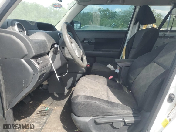 2013 Scion xB with VIN JTLZE4FE1DJ047657, listed as a Copart auction lot 54061145 with 0 mi miles and Clean Title. Bid and sale history available at carsss.com. Image 7.