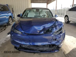 2025 Tesla Model 3 Long Range with VIN 5YJ3E1EA8SF903698, listed as a Copart auction lot 47737195 with 3,513 mi miles and Salvage Title. Bid and sale history available at carsss.com. Image 5.
