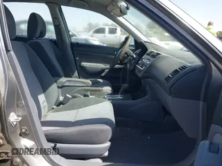 2004 Honda Civic with VIN JHMES96674S020013, listed as a IAAI auction lot 41827411 with 118,601 mi miles. Bid and sale history available at carsss.com. Image 5.