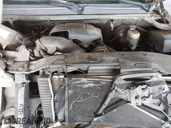 2007 Chevrolet Tahoe LS with VIN 1GNFC13C77R357122, listed as a Copart auction lot 53923835 with 139,996 mi miles and Salvage title. Bid and sale history available at DreamBid. Image 12.