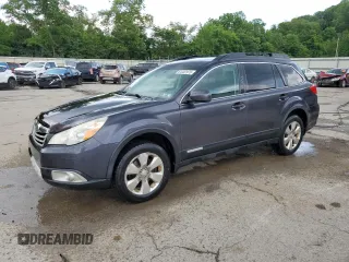 2011 Subaru Outback Limited Power Moon with VIN 4S4BRDLC9B2362858, listed as a Copart auction lot 61352975 with 137,215 mi miles and Salvage title. Bid and sale history available at DreamBid. Image 1.