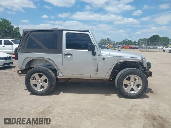 2009 Jeep Wrangler X with VIN 1J4FA24189L755392, listed as a IAAI auction lot 42176130 with 97,644 mi miles and . Bid and sale history available at DreamBid. Image 12.