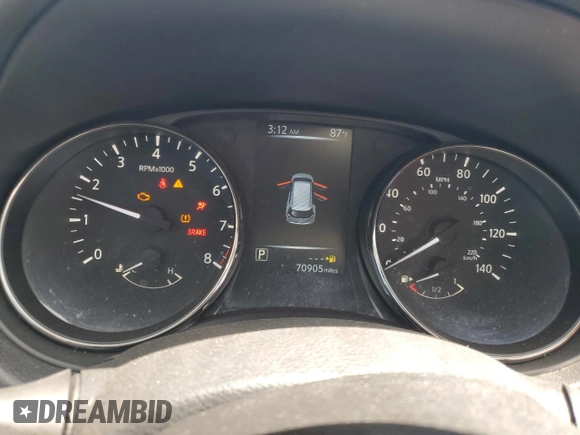 2017 Nissan Rogue S with VIN KNMAT2MTXHP538977, listed as a Copart auction lot 61661495 with 70,905 mi miles and Salvage title. Bid and sale history available at DreamBid. Image 9.