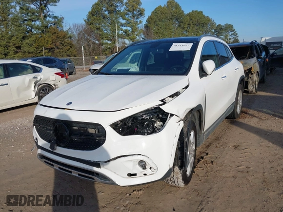 2023 Mercedes-Benz GLA 250 z VIN W1N4N4GB0PJ448110, wystawiony jako IAAI lot #41441057 z przebiegiem 24 693 mil mil oraz . Historia ofert i sprzedaży dostępna na DreamBid. Obrazek 6.