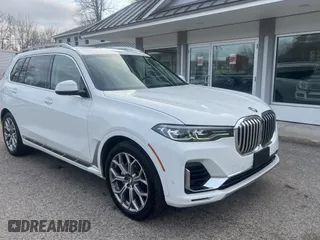2020 BMW X7 xDrive40i with VIN 5UXCW2C05L9B60363, listed as a Copart auction lot 49335575 with 89,892 mi miles and Clean Title. Bid and sale history available at carsss.com. Image 1.