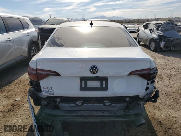 2022 Volkswagen Jetta GLI Autobahn z VIN 3VW2T7BU0NM011171, wystawiony jako Copart lot #84666734 z przebiegiem 63 004 mil mil oraz Szkoda całkowita • Salvage title. Historia ofert i sprzedaży dostępna na DreamBid. Obrazek 6.