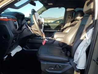 2024 Ford Expedition Timberline with VIN 1FMJU1RG0REA53176, listed as a Copart auction lot 47636545 with 7,915 mi miles and Salvage title. Bid and sale history available at DreamBid. Image 7.