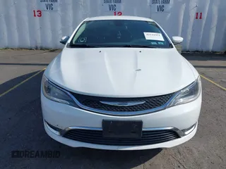 2015 Chrysler 200 Limited z VIN 1C3CCCAB4FN746280, wystawiony jako IAAI lot #42521951 z przebiegiem 156 794 mil mil oraz . Historia ofert i sprzedaży dostępna na DreamBid. Obrazek 6.
