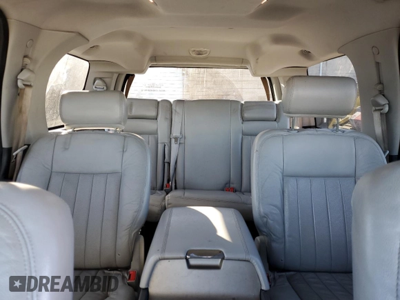 2006 Lincoln Navigator Luxury with VIN 5LMFU28516LJ16740, listed as a Copart auction lot 80648143 with 215,064 mi miles and Salvage Title. Bid and sale history available at carsss.com. Image 10.