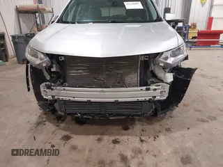2018 Chevrolet Traverse LT Cloth z VIN 1GNEVGKW9JJ144070, wystawiony jako IAAI lot #42118002 z przebiegiem 142 006 mil mil oraz . Historia ofert i sprzedaży dostępna na DreamBid. Obrazek 6.