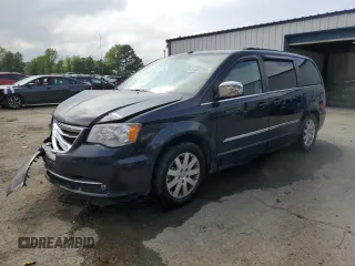 2011 Chrysler Town & Country Touring-L with VIN 2A4RR8DG8BR609567, listed as a Copart auction lot 51462205 with 67,446 mi miles and Salvage Title. Bid and sale history available at carsss.com. Image 1.