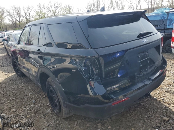 2024 Ford Police Interceptor Utility with VIN 1FM5K8AB0RGA26175, listed as a Copart auction lot 48976925 with 11,663 mi miles and Salvage Title. Bid and sale history available at carsss.com. Image 2.