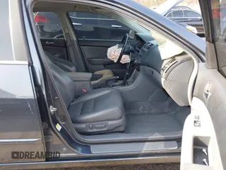 2003 Honda Accord EX z VIN 1HGCM66593A014065, wystawiony jako IAAI lot #41774694 z przebiegiem 163 536 mil mil oraz . Historia ofert i sprzedaży dostępna na DreamBid. Obrazek 5.
