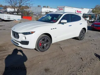 2021 Maserati Levante S with VIN ZN661YUL3MX378092, listed as a IAAI auction lot 40748646 with 43,199 mi miles. Bid and sale history available at carsss.com. Image 17.