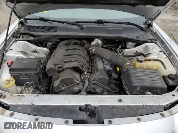 2008 Dodge Charger z VIN 2B3KA43R18H153860, wystawiony jako Copart lot #59288825 z przebiegiem 133 520 mil mil oraz Szkoda całkowita • Salvage title. Historia ofert i sprzedaży dostępna na DreamBid. Obrazek 12.