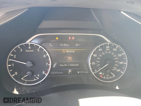 2015 Nissan Murano Platinum with VIN 5N1AZ2MH8FN225229, listed as a Copart auction lot 62321005 with 122,316 mi miles and Salvage title. Bid and sale history available at DreamBid. Image 9.