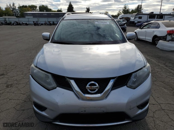 2015 Nissan Rogue S with VIN KNMAT2MV0FP550215, listed as a Copart auction lot 76208594 with 110,270 mi miles and Salvage Title. Bid and sale history available at carsss.com. Image 5.