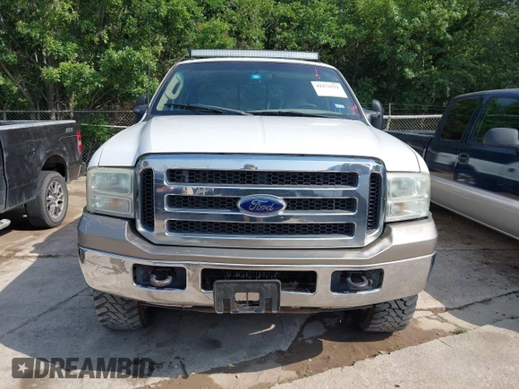 2005 Ford F-250 XL с VIN 1FTSW21P25EA13745, выставлен на аукционе IAAI как лот 42273521 с пробегом 259 024 миль миль и . История ставок и продаж доступна на DreamBid. Изображение 6.