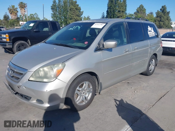 2005 Honda Odyssey EX-L z VIN 5FNRL38635B416982, wystawiony jako IAAI lot #42337383 z przebiegiem 350 647 mil mil oraz . Historia ofert i sprzedaży dostępna na DreamBid. Obrazek 2.
