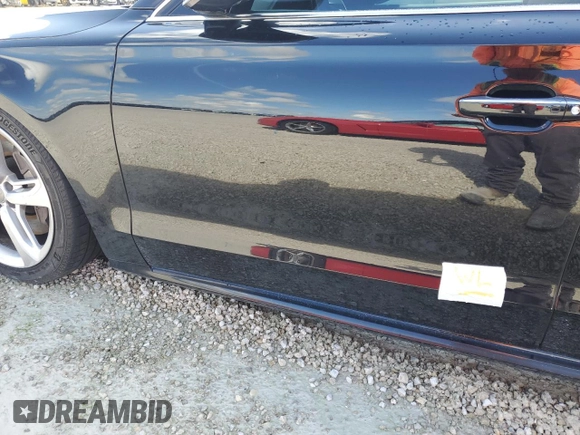 2018 Audi A8 z VIN WAU44AFD0JN000782, wystawiony jako Copart lot #68575924 z przebiegiem 99 098 mil mil oraz Nie do naprawy • Non repairable. Historia ofert i sprzedaży dostępna na DreamBid. Obrazek 15.