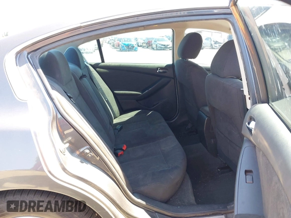 2012 Nissan Altima 2.5 with VIN 1N4AL2AP0CN566515, listed as a IAAI auction lot 41977356 with 294,729 mi miles and . Bid and sale history available at DreamBid. Image 8.