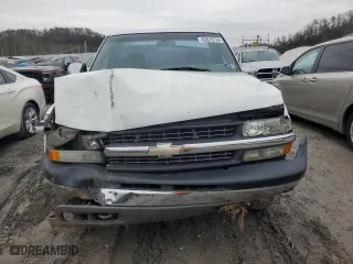 2002 Chevrolet Silverado 1500 LS with VIN 1GCEK14V82Z135222, listed as a Copart auction lot 82079734 with 121,935 mi miles and Salvage Title. Bid and sale history available at carsss.com. Image 5.