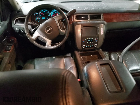 2012 GMC Sierra 2500HD SLT z VIN 1GT121C89CF120127, wystawiony jako Copart lot #42336495 z przebiegiem 142 396 mil mil oraz Szkoda całkowita • Salvage title. Historia ofert i sprzedaży dostępna na DreamBid. Obrazek 8.
