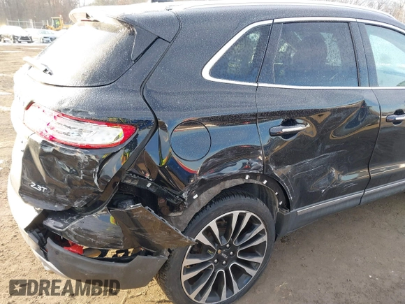 2019 Lincoln MKC Reserve with VIN 5LMTJ3DH1KUL01408, listed as a IAAI auction lot 41396256 with 75,769 mi miles. Bid and sale history available at carsss.com. Image 17.