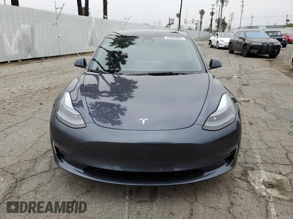 2023 Tesla Model 3 z VIN 5YJ3E1EA3PF620536, wystawiony jako Copart lot #54509885 z przebiegiem 11 483 mil mil oraz Szkoda całkowita • Salvage title. Historia ofert i sprzedaży dostępna na DreamBid. Obrazek 5.