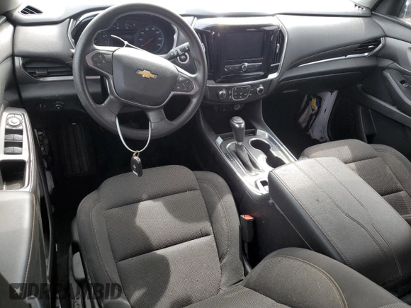 2020 Chevrolet Traverse LS z VIN 1GNERFKW1LJ280002, wystawiony jako Copart lot #45548615 z przebiegiem Nie podano mil oraz Nie do naprawy • Non repairable. Historia ofert i sprzedaży dostępna na DreamBid. Obrazek 8.