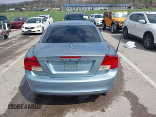 2012 Volvo C70 T5 с VIN YV1672MC3CJ127937, выставлен на аукционе IAAI как лот 42005405 с пробегом 122 653 миль миль и . История ставок и продаж доступна на DreamBid. Изображение 16.