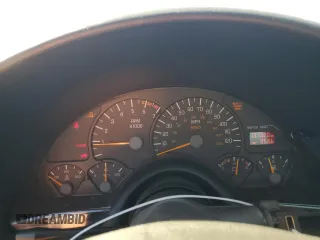 2001 Pontiac Firebird Firebird z VIN 2G2FS22K412122783, wystawiony jako Copart lot #73865114 z przebiegiem 131 320 mil mil oraz Szkoda całkowita • Salvage title. Historia ofert i sprzedaży dostępna na DreamBid. Obrazek 9.