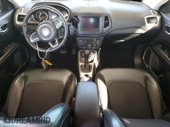 2018 Jeep Compass Latitude с VIN 3C4NJDBBXJT342648, выставлен на аукционе Copart как лот 45703765 с пробегом 136 505 миль миль и Списание • Salvage title. История ставок и продаж доступна на DreamBid. Изображение 8.