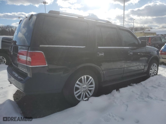 2008 Lincoln Navigator with VIN 5LMFU28578LJ13327, listed as a Copart auction lot 43965915 with 172,890 mi miles and Clean Title. Bid and sale history available at carsss.com. Image 3.