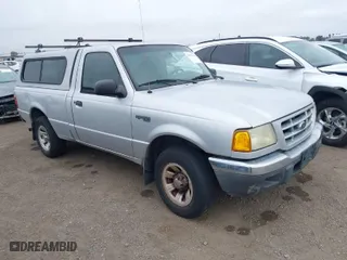 2002 Ford Ranger XL with VIN 1FTYR10UX2PB71933, listed as a IAAI auction lot 41892534 with 148,139 mi miles. Bid and sale history available at carsss.com. Image 1.