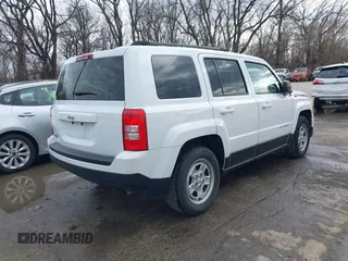 2017 Jeep Patriot Sport with VIN 1C4NJPBA9HD149111, listed as a IAAI auction lot 41103084 with 143,552 mi miles. Bid and sale history available at carsss.com. Image 4.