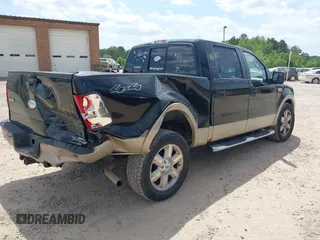 2007 Ford F-150 XLT z VIN 1FTPW14V57KC71269, wystawiony jako IAAI lot #42079510 z przebiegiem 191 747 mil mil oraz . Historia ofert i sprzedaży dostępna na DreamBid. Obrazek 4.